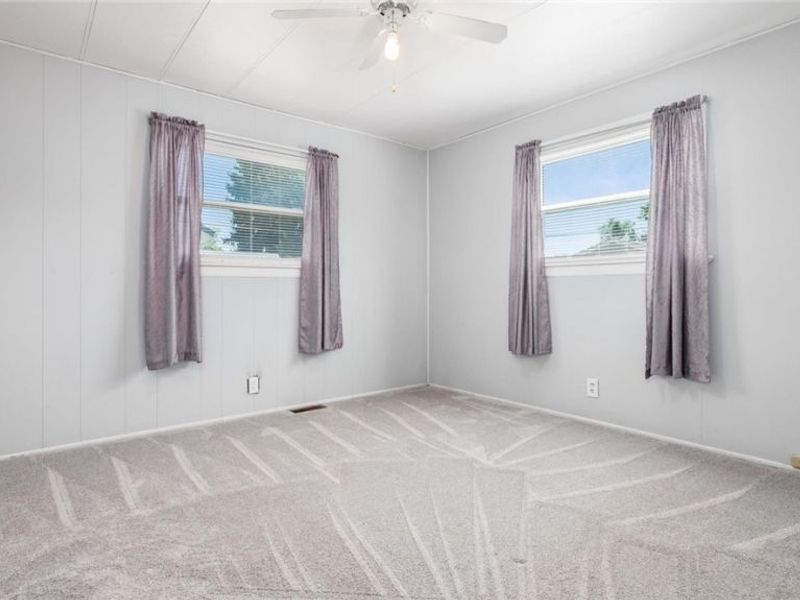 1146 Seborn Avenue , South Zanesville, OH 43701 Photo 17