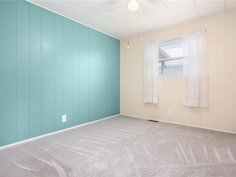 1146 Seborn Avenue , South Zanesville, OH 43701 Photo 22