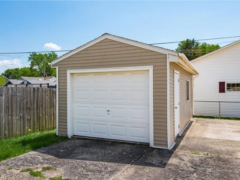 1146 Seborn Avenue , South Zanesville, OH 43701 Photo 28