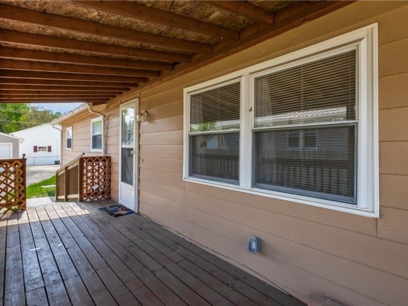 1146 Seborn Avenue , South Zanesville, OH 43701 Photo 3