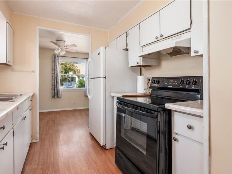 1146 Seborn Avenue , South Zanesville, OH 43701 Photo 8