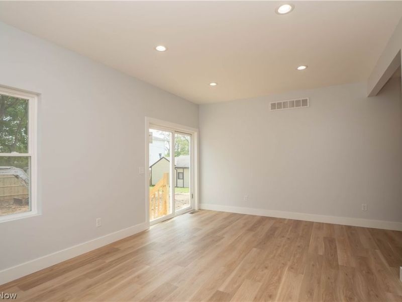 227 Madison Street, Ravenna, OH 44266 Photo 14