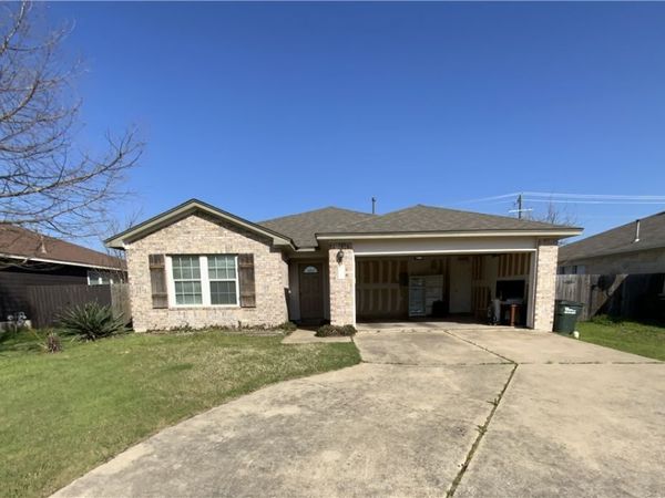 1120 Ascot Street , Georgetown, TX 78626