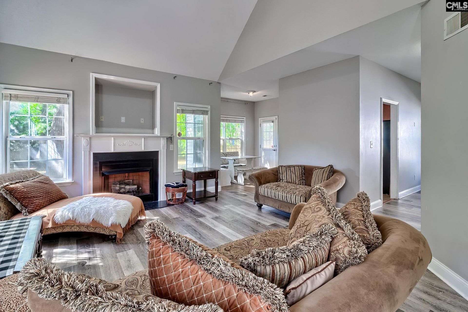 309 Joshua Tree Ct Photo 9