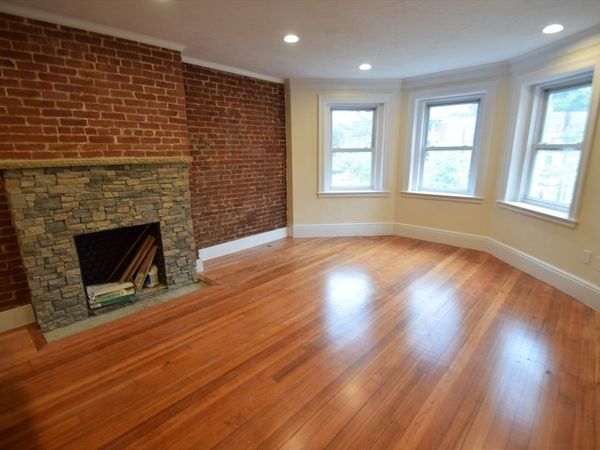 1616 Beacon, Unit 2, Brookline, MA 02446