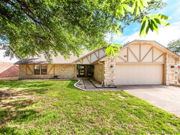 5912 E 80th Street, Tulsa, OK 74136