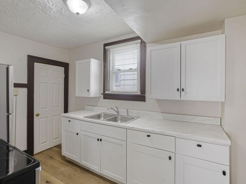 408 S Terrace Avenue , Columbus, OH 43204 Photo 8