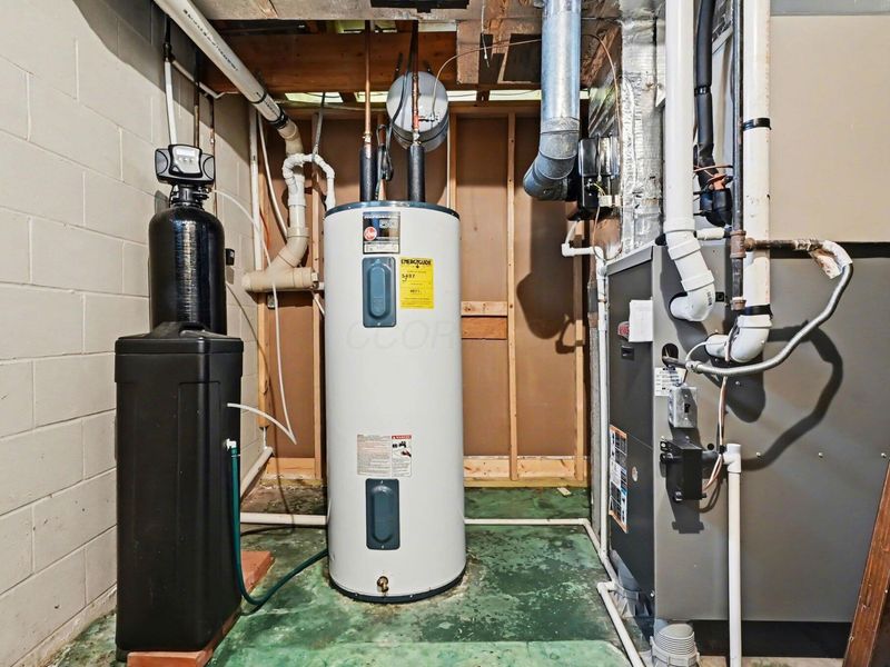 332 Kelly Circle , Zanesville, OH 43701 Photo 25