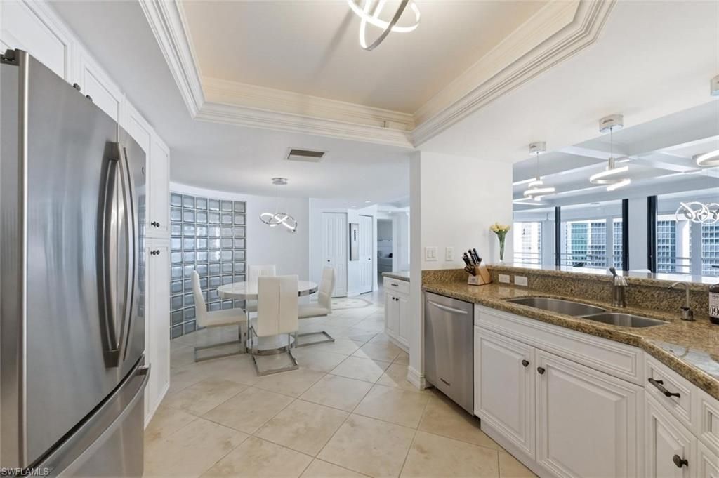 4751 Gulf Shore Blvd N, Unit PH7, Naples, FL 34103 Photo