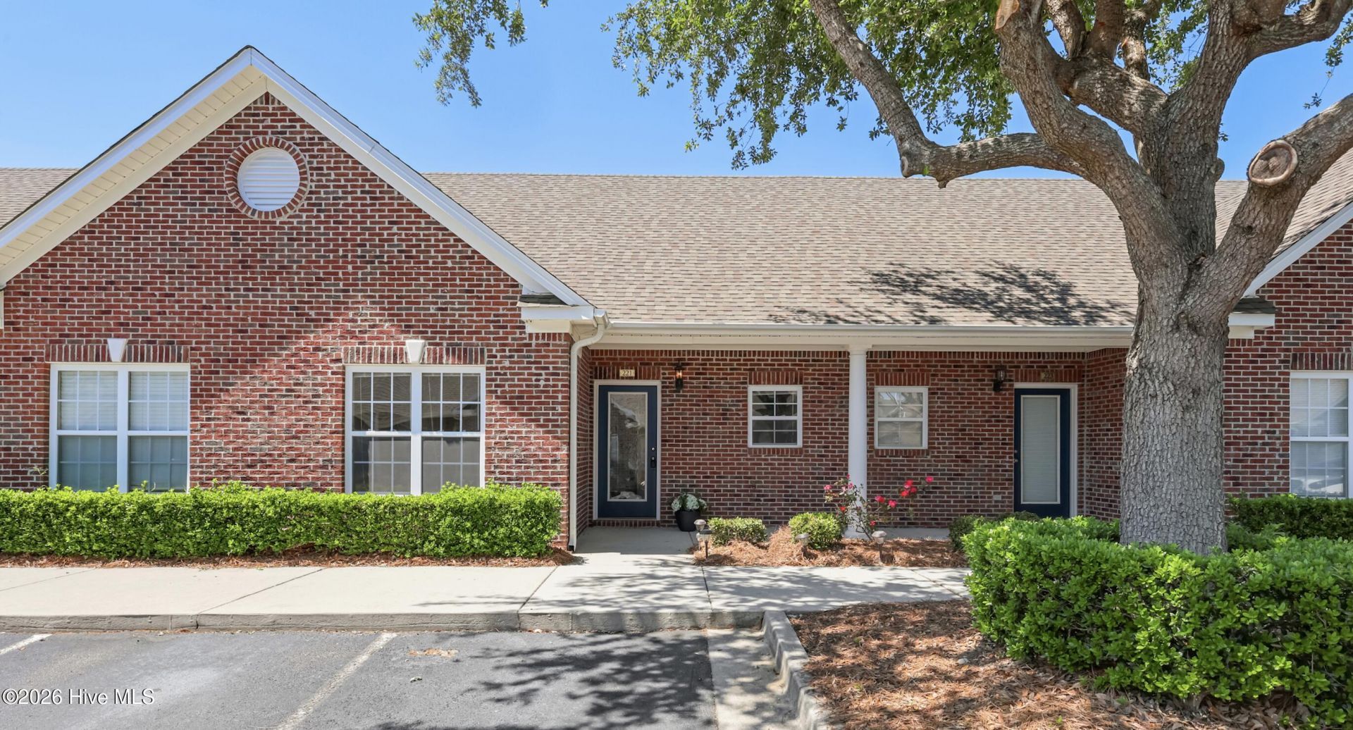 221 Eucalyptus Lane, Wilmington, NC 28412 Main Photo