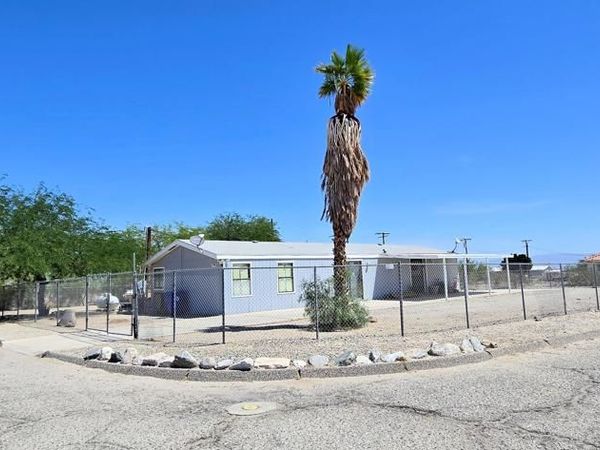 2790 Camino Drive, Thermal, CA 92274