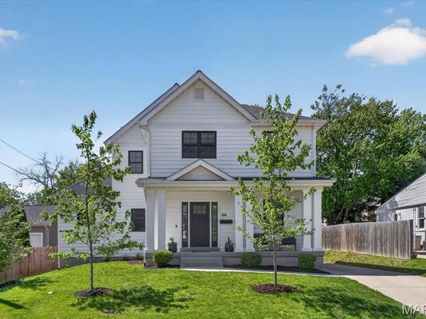 427 Venneman Avenue, Glendale, MO 63122