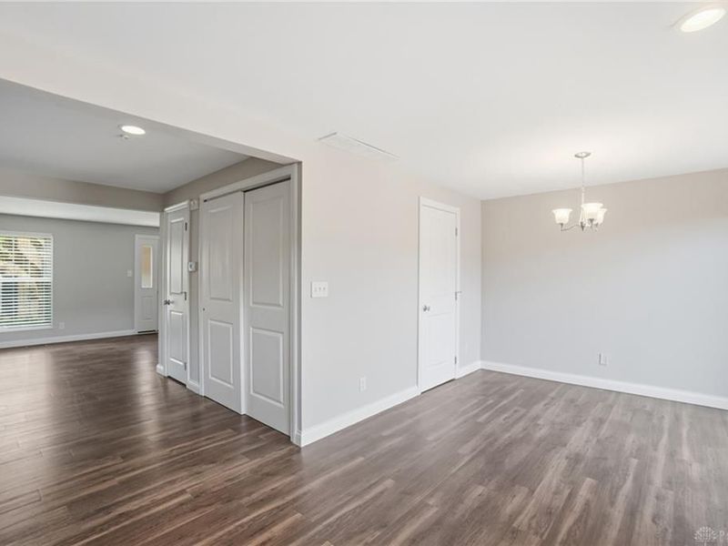 1114 Charleston Court, Fairborn, OH 45324 Photo 11