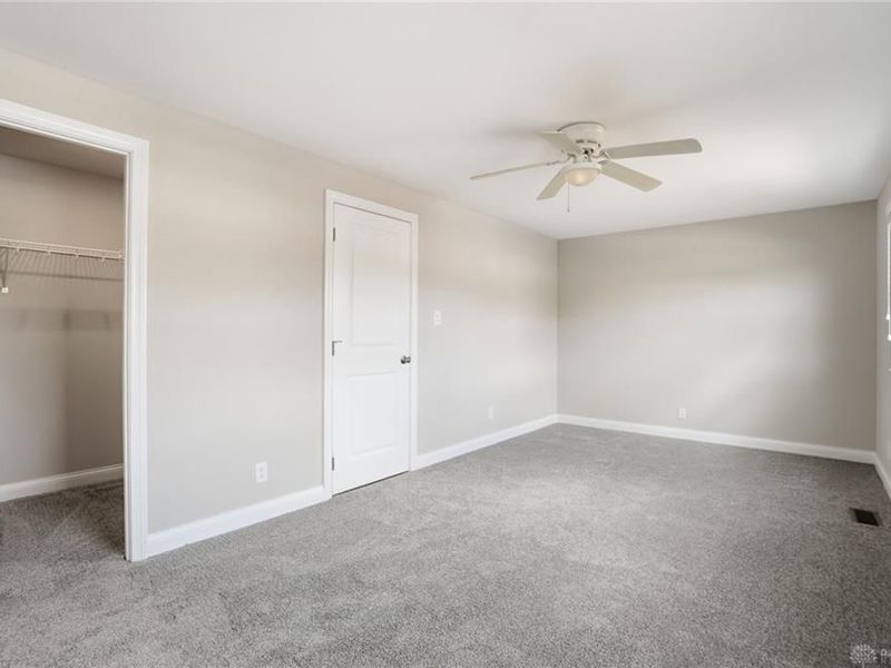 1114 Charleston Court, Fairborn, OH 45324 Photo 23