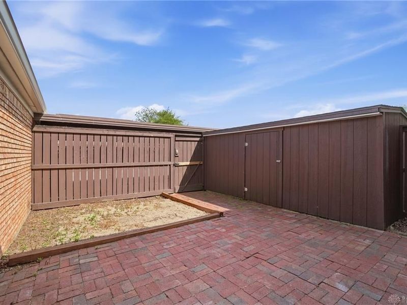 1114 Charleston Court, Fairborn, OH 45324 Photo 26