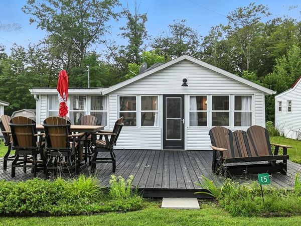 15 Park Circle Dr., Crestline, OH 44827