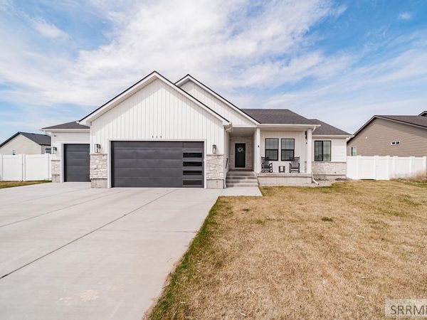 860 Montezuma St, IDAHO FALLS, ID 83402