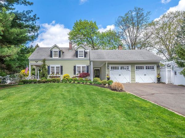 3 Duke Place, Glen Cove, NY 11542