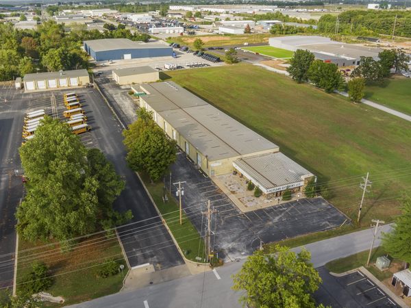 3001 E Pythian Street, Springfield, MO 65802