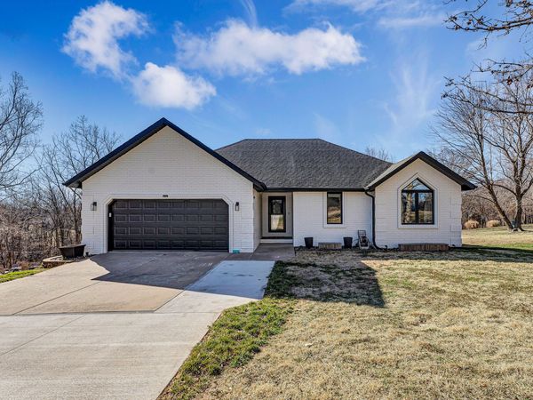 1963 S Oakview Lane , Nixa, MO 65714
