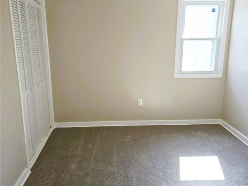 5240 W 147th Street , Brook Park, OH 44142 Photo 15