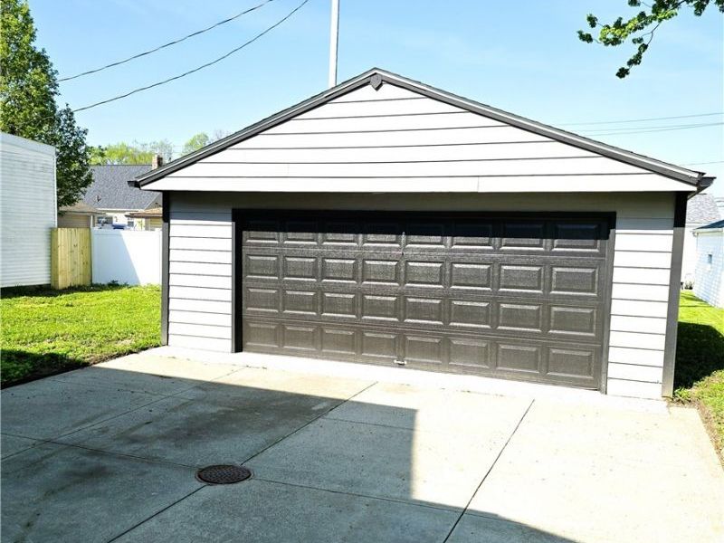 5240 W 147th Street , Brook Park, OH 44142 Photo 27