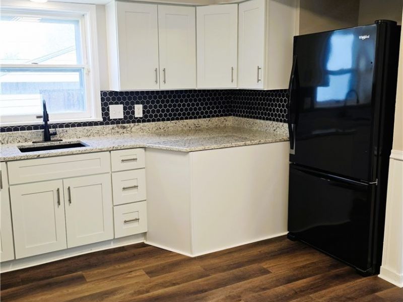 5240 W 147th Street , Brook Park, OH 44142 Photo 5