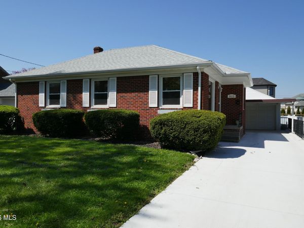 5615 304th Street , Toledo, OH 43611
