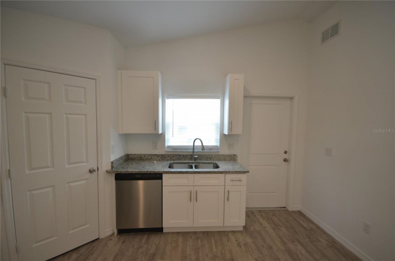 2225 Carver Avenue, Fort Myers, FL 33916 Photo