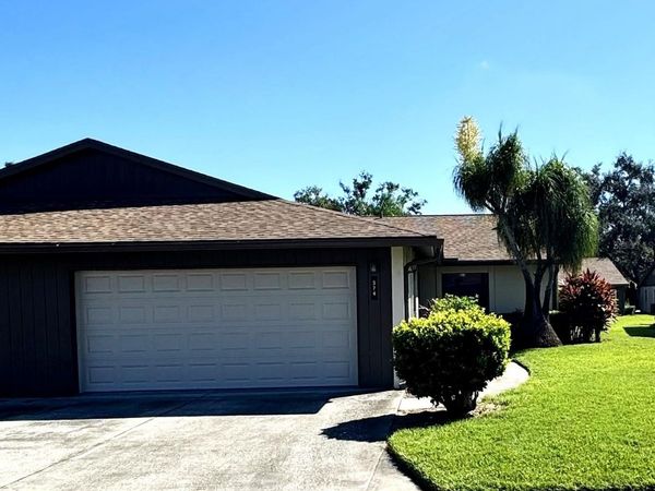 374 OAK HILL DRIVE , Unit 37, SARASOTA, FL 34232