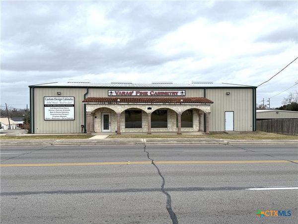 207 S Moody Street , Victoria, TX 77901