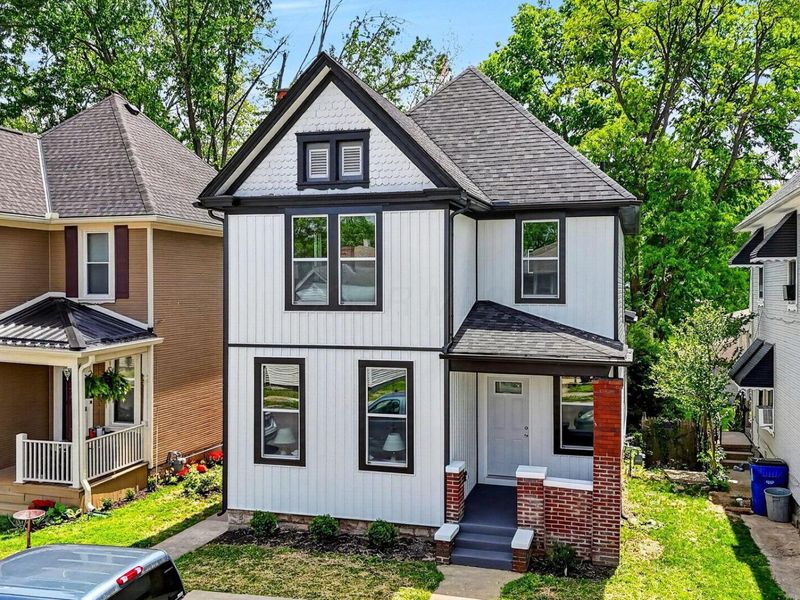 142 E 7th Street, Chillicothe, OH 45601 Photo 2