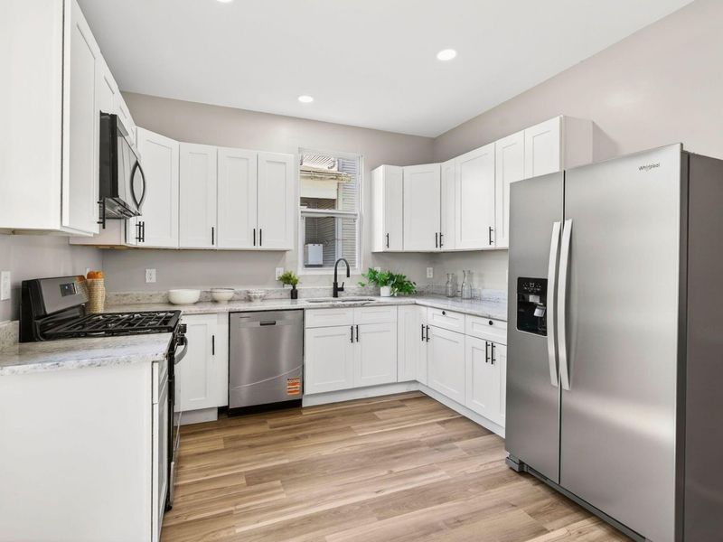 142 E 7th Street, Chillicothe, OH 45601 Photo 6