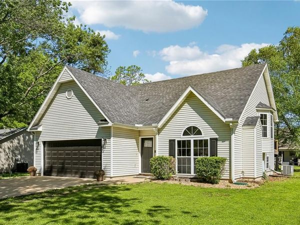 204 E 8th Street, Adrian, MO 64720