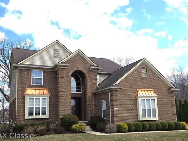 14215 Red Oak Drive , Van Buren Twp, MI 48111