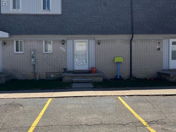 15575 Dupage Boulevard , Taylor, MI 48180