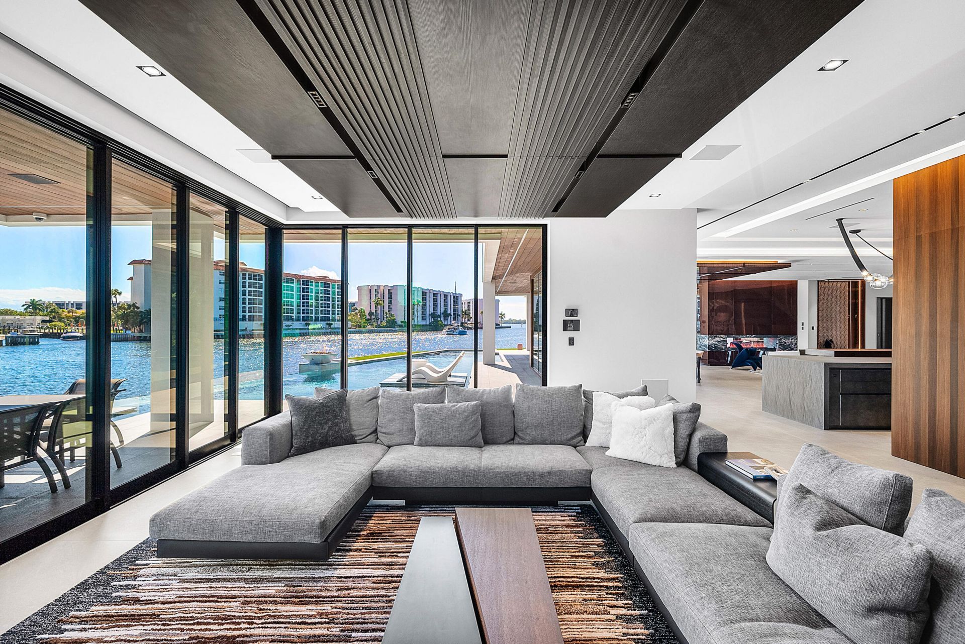 2934 NE 8th Avenue, Boca Raton, FL 33431 Photo