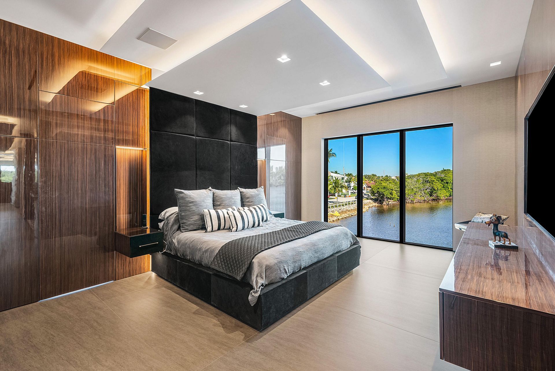 2934 NE 8th Avenue, Boca Raton, FL 33431 Photo