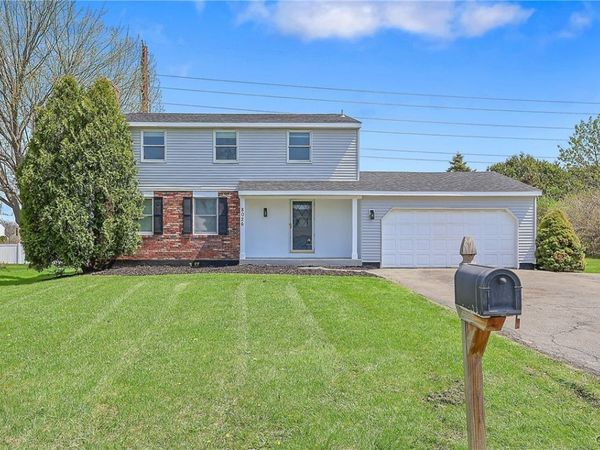 8026 Pickett Lane, Cicero, NY 13039