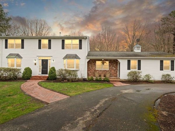 15 Ramblewood Drive, Easton, MA 02356