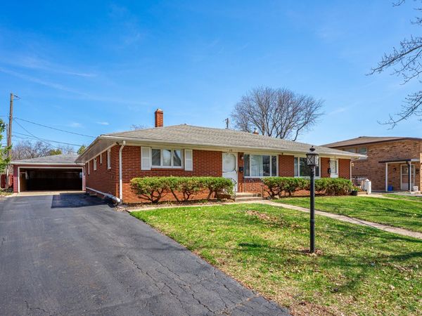 4132-4134 Crosby Street , Rockford, IL 61107