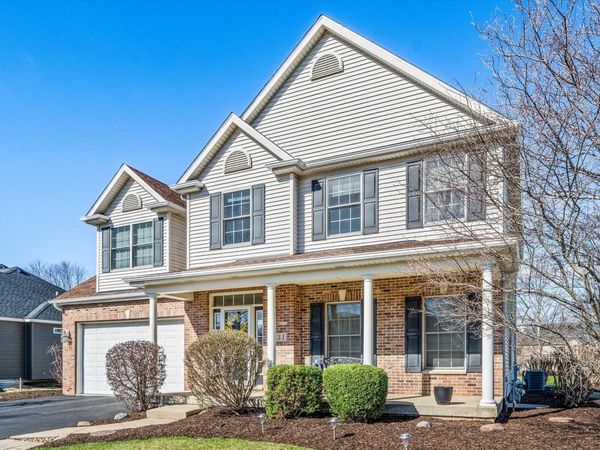 531 Birchwood Drive, Yorkville, IL 60560