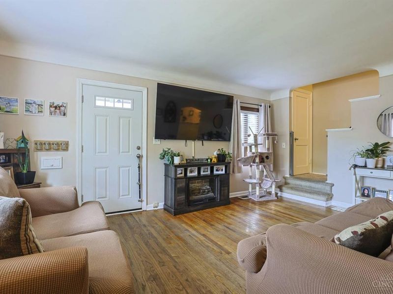 976 Woodbriar Lane, Cincinnati, OH 45238 Photo 5