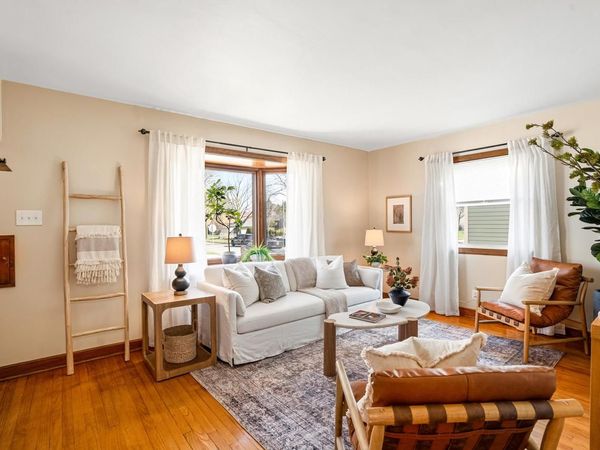 129 E Ohio AVENUE, Milwaukee, WI 53207