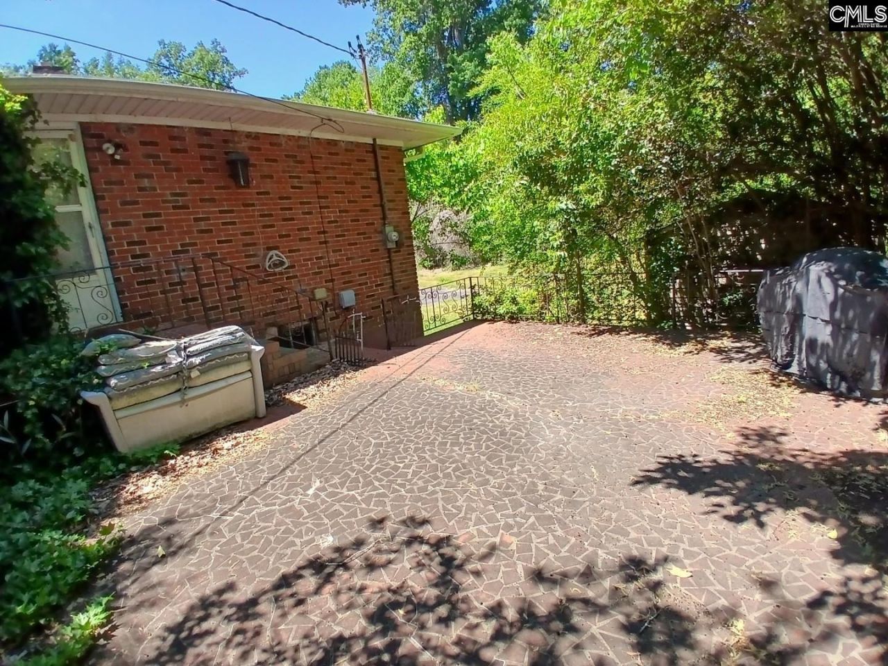 1108 Briarwood Drive Photo 14