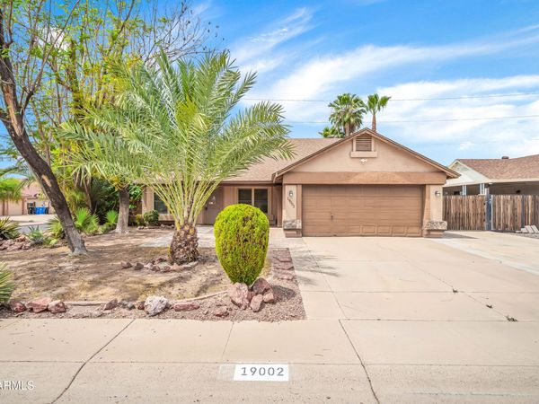 19002 N 12TH Place, Phoenix, AZ 85024