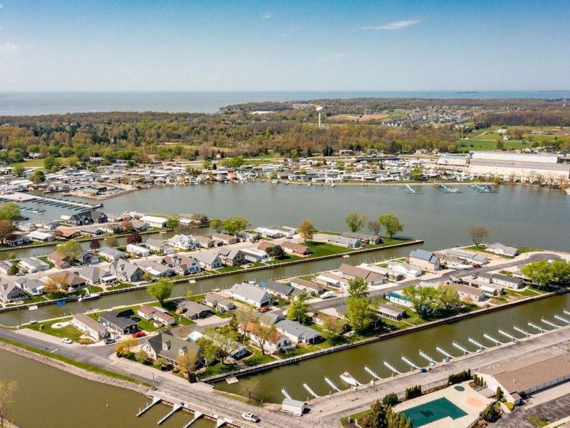 1561 N Starboard Avenue, Port Clinton, OH 43452 Photo 45