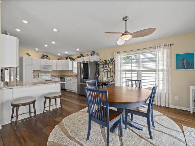 1561 N Starboard Avenue, Port Clinton, OH 43452 Photo 8