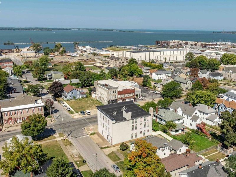 934 Washington Street, Unit 2B, Sandusky, OH 44870 Photo 1