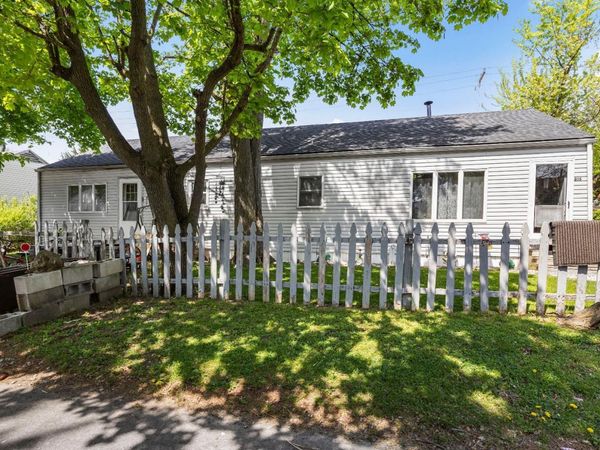 815 Edison Lane, Port Clinton, OH 43452